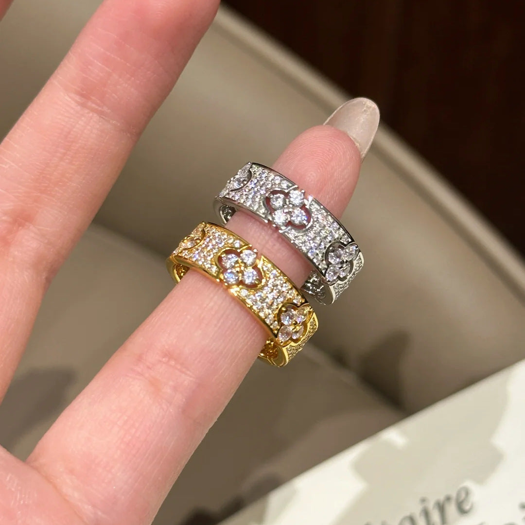 French Clover Gypsy Ring