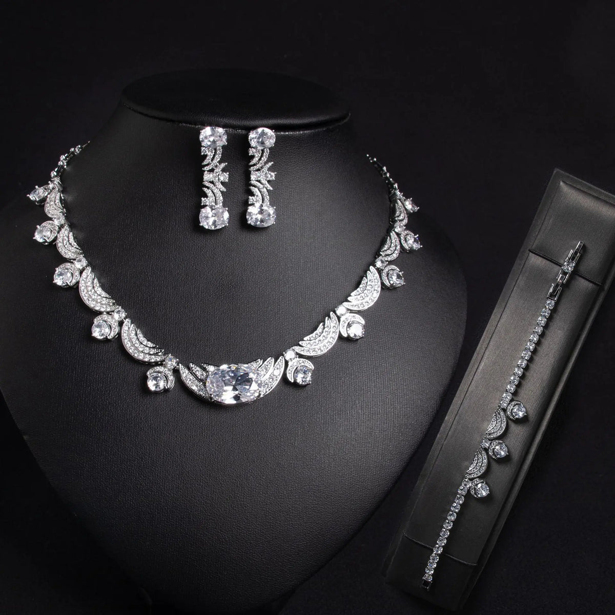 Ensemble de bijoux de luxe pour femmes, collier, boucles d'oreilles, bracelet en cristal rouge rubis
