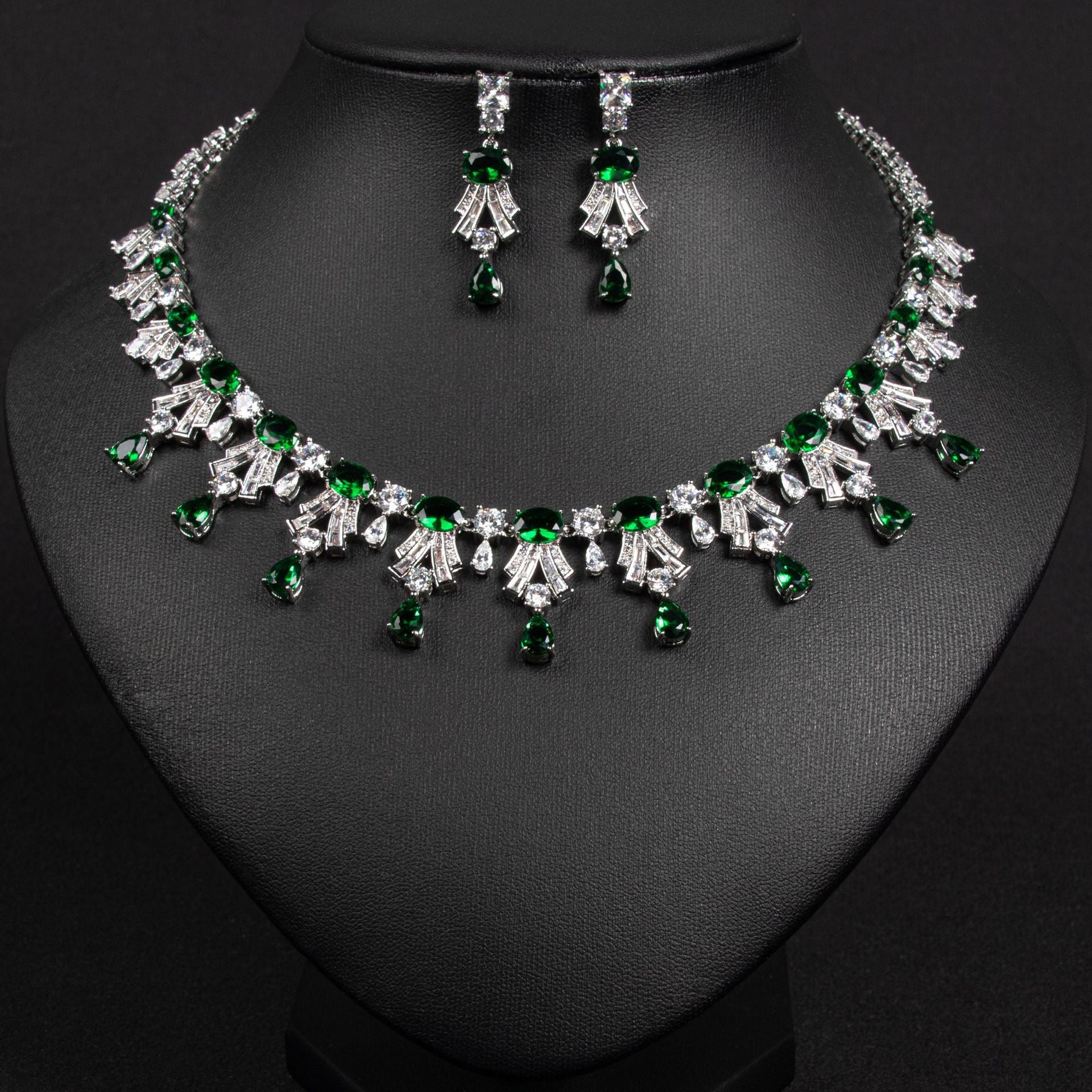 Luxury Ruby Red Gemstone Statement Necklace Set for Women – Elegant Jewelry with Matching Earrings