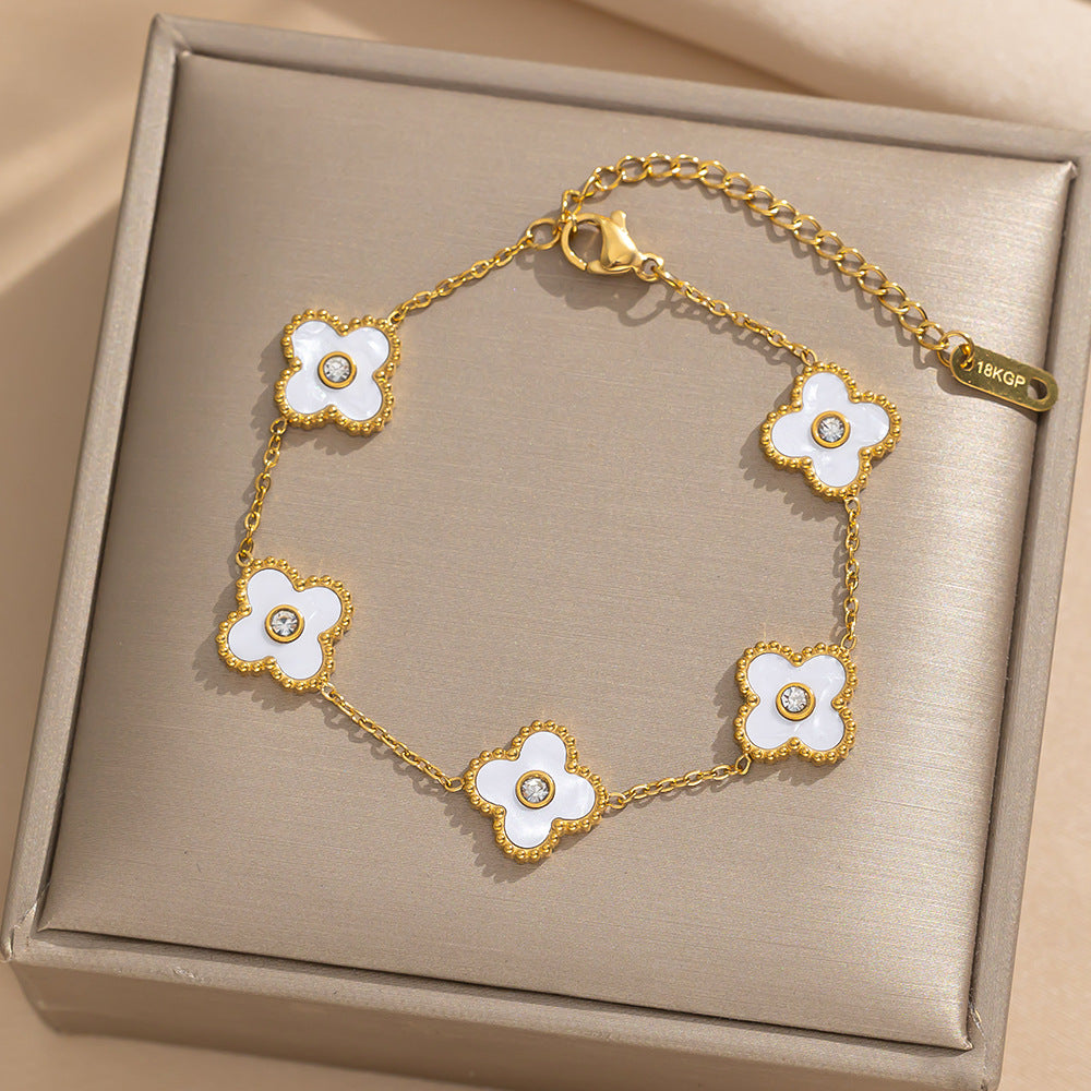Fashion Lucky Clover Diamond Collection