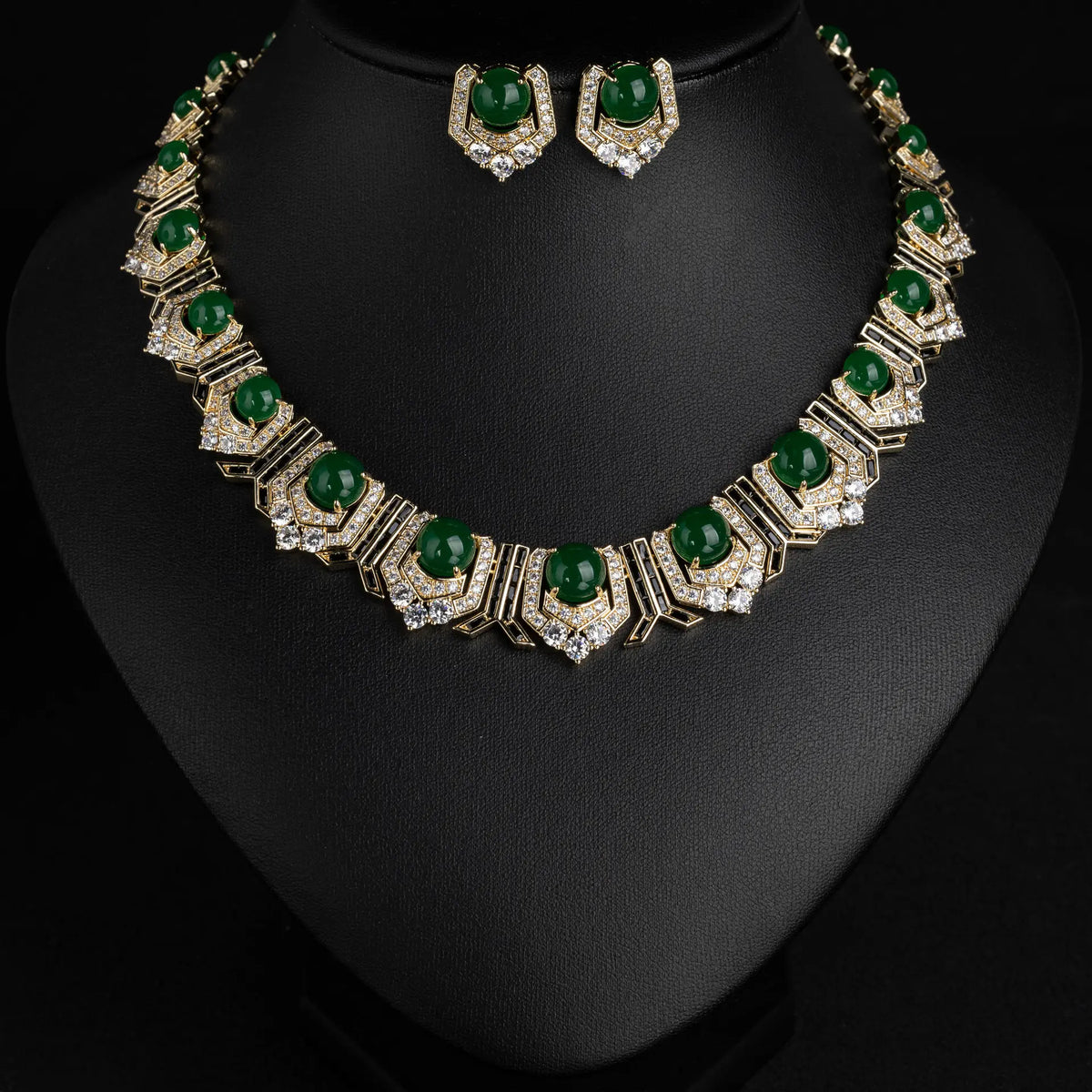 Parure de bijoux collier et boucles d'oreilles en cristal rouge rubis de luxe