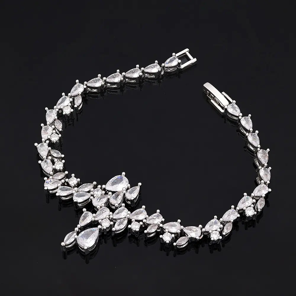 Luxury Silver Crystal Fringe Necklace Set Earrings Ring Bracelet Bridal Wedding Statement Jewelry for Women Elegant Sparkling Set