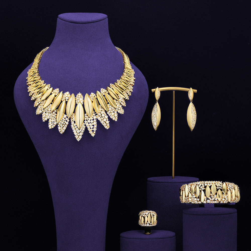 Glamorous Gold Crystal Jewelry Set for Evening and Party Wear