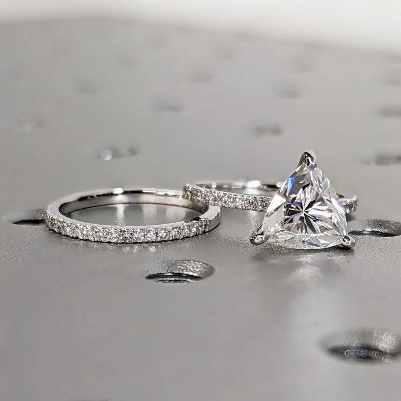 Fashion three-carat zircon couple ring