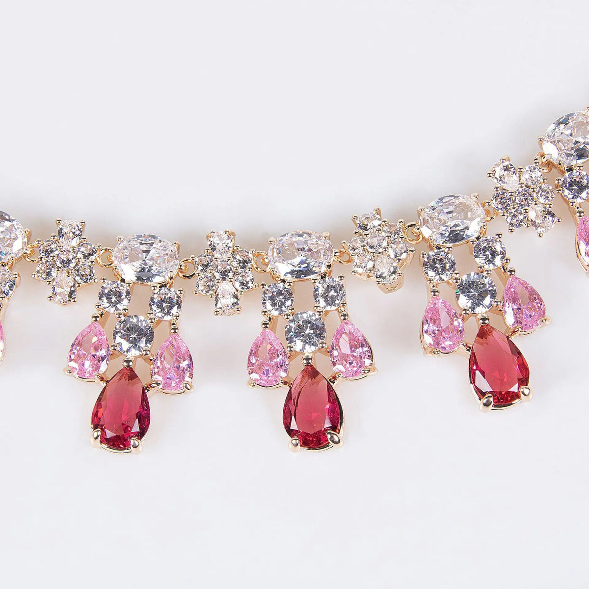 Parure de Bijoux Fleur Rouge Rubis Luxe avec Cristaux Scintillants