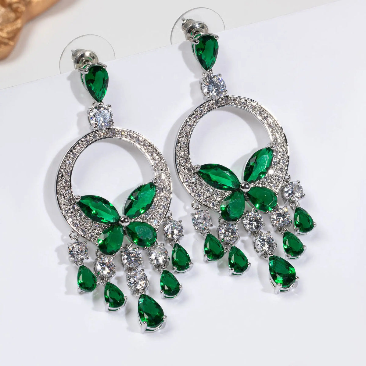 Boucles d'oreilles papillon en cristal bleu élégantes – Design goutte de luxe pour le soir