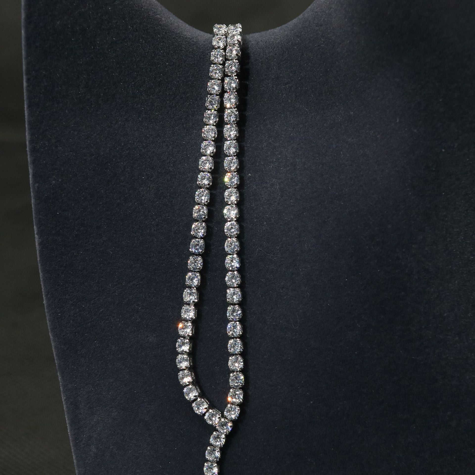 Elegant Red Crystal Teardrop Y Necklace and Earrings Set – Luxury Statement Jewelry Collection