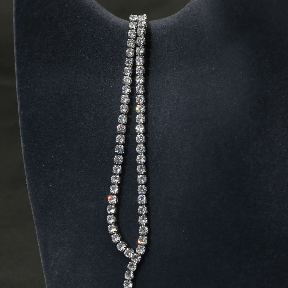 Elegant Red Crystal Teardrop Y Necklace and Earrings Set – Luxury Statement Jewelry Collection