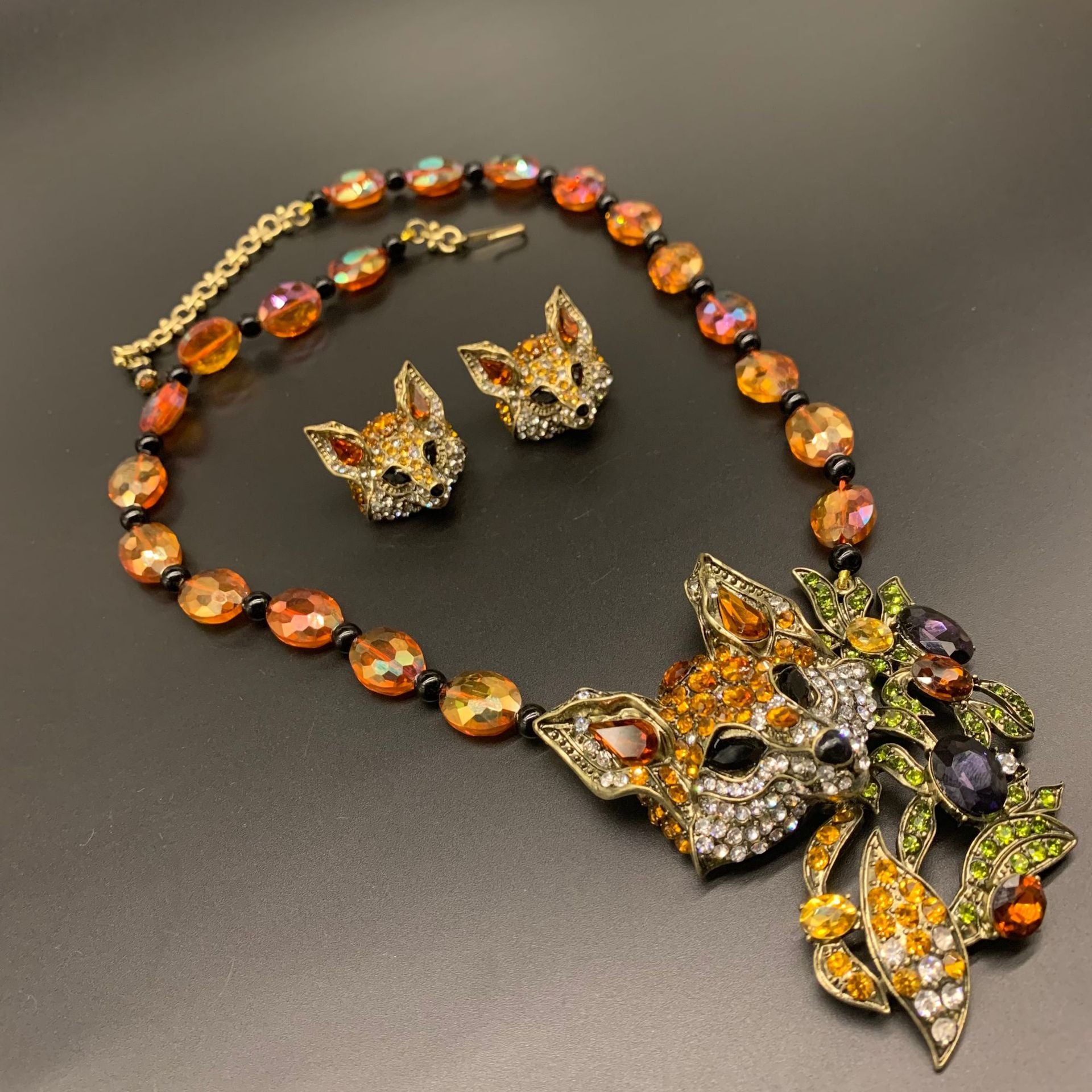 Vintage glazed full diamond fox necklace set