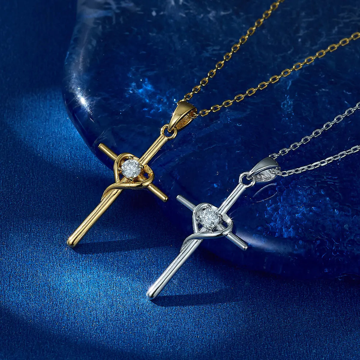 Collier croix en argent sterling S925 avec diamants du Mozambique
