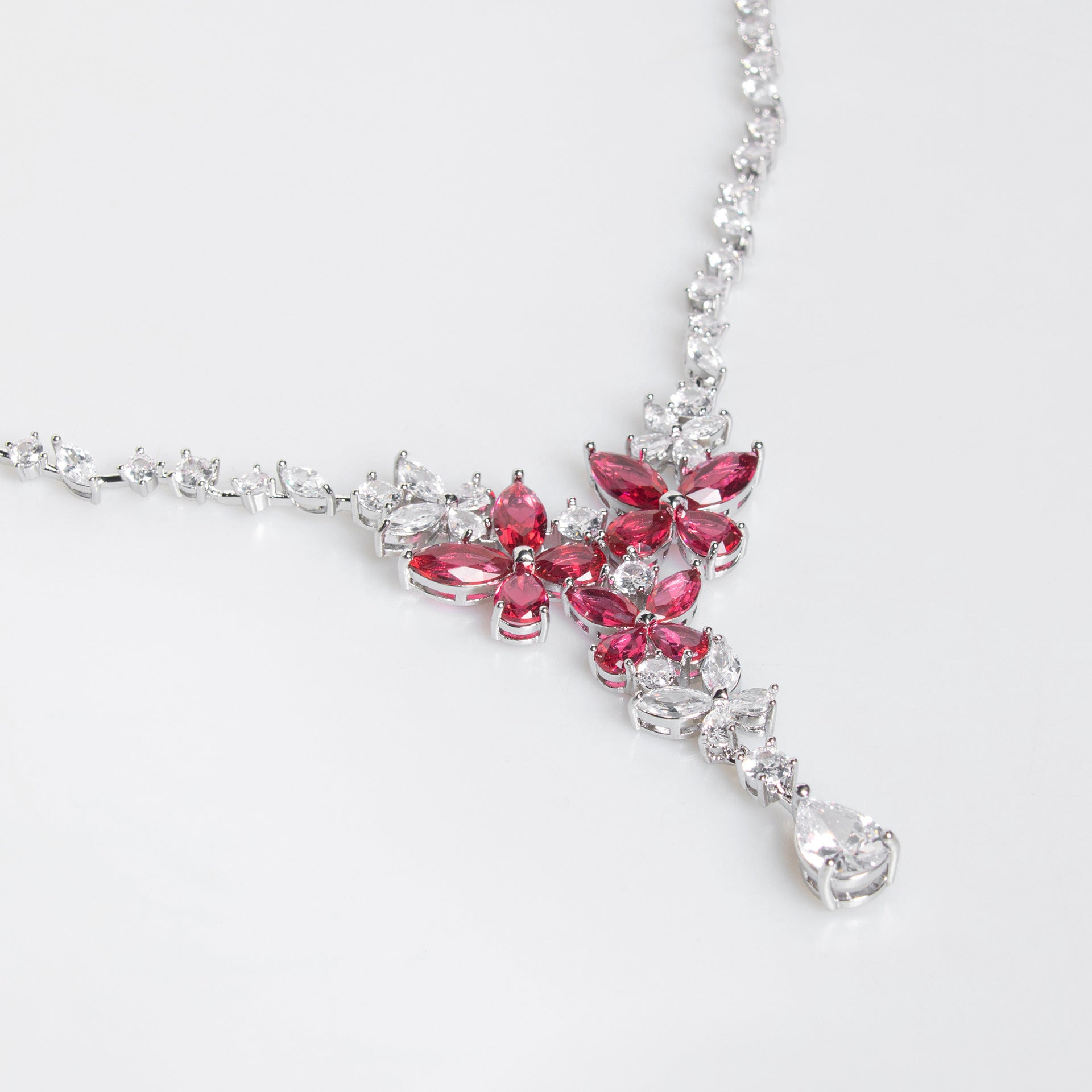 Luxury Pink Crystal Floral Necklace Earrings Set – Elegant Statement Jewelry for Women