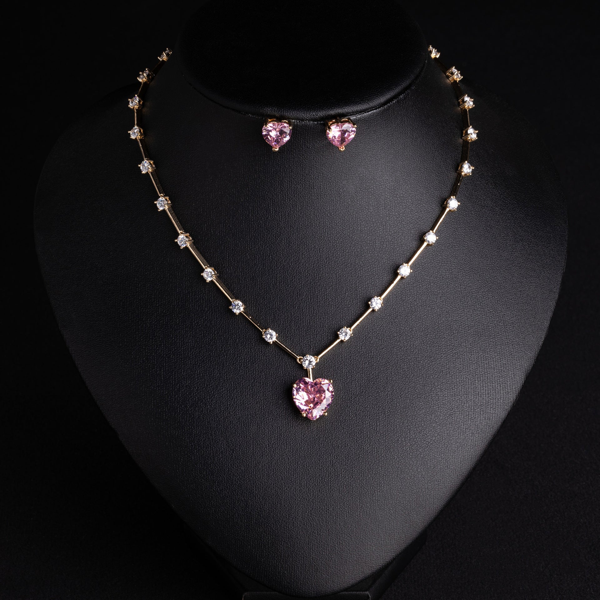 Elegant Heart Shaped Crystal Necklace Earrings Set – Luxury Pink Jewelry Collection