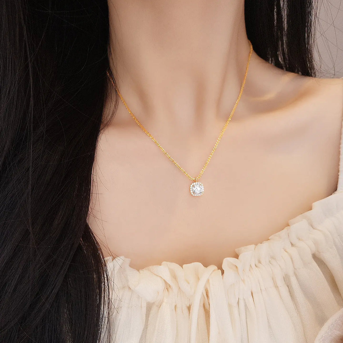 Collier en argent sterling S925 simple avec diamant carré