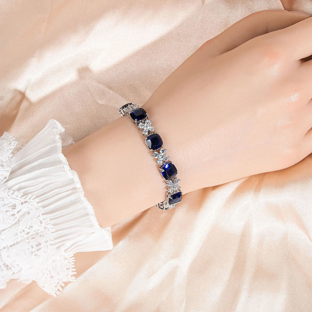 Bracelet Zircon Carré Géométrique Diamant Élégant