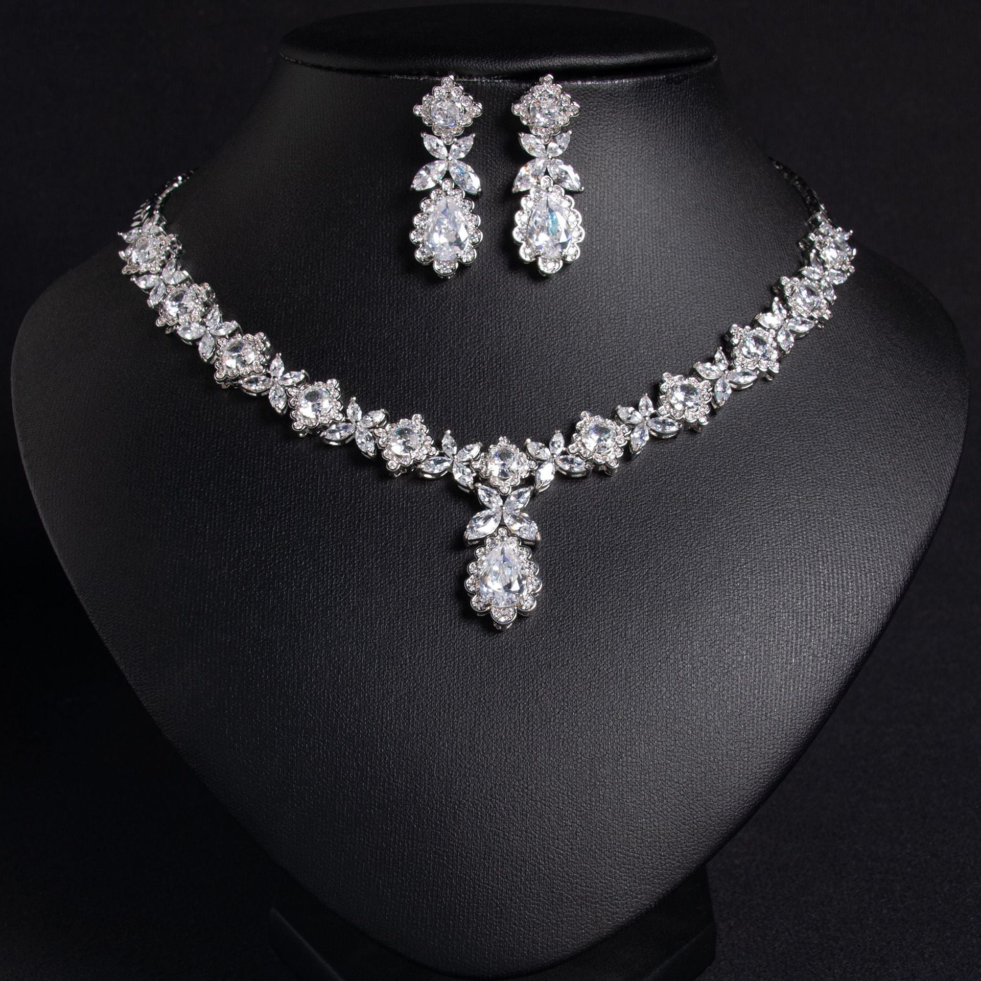 Luxury Ruby Teardrop Necklace Set – Floral Crystal Earrings Jewelry