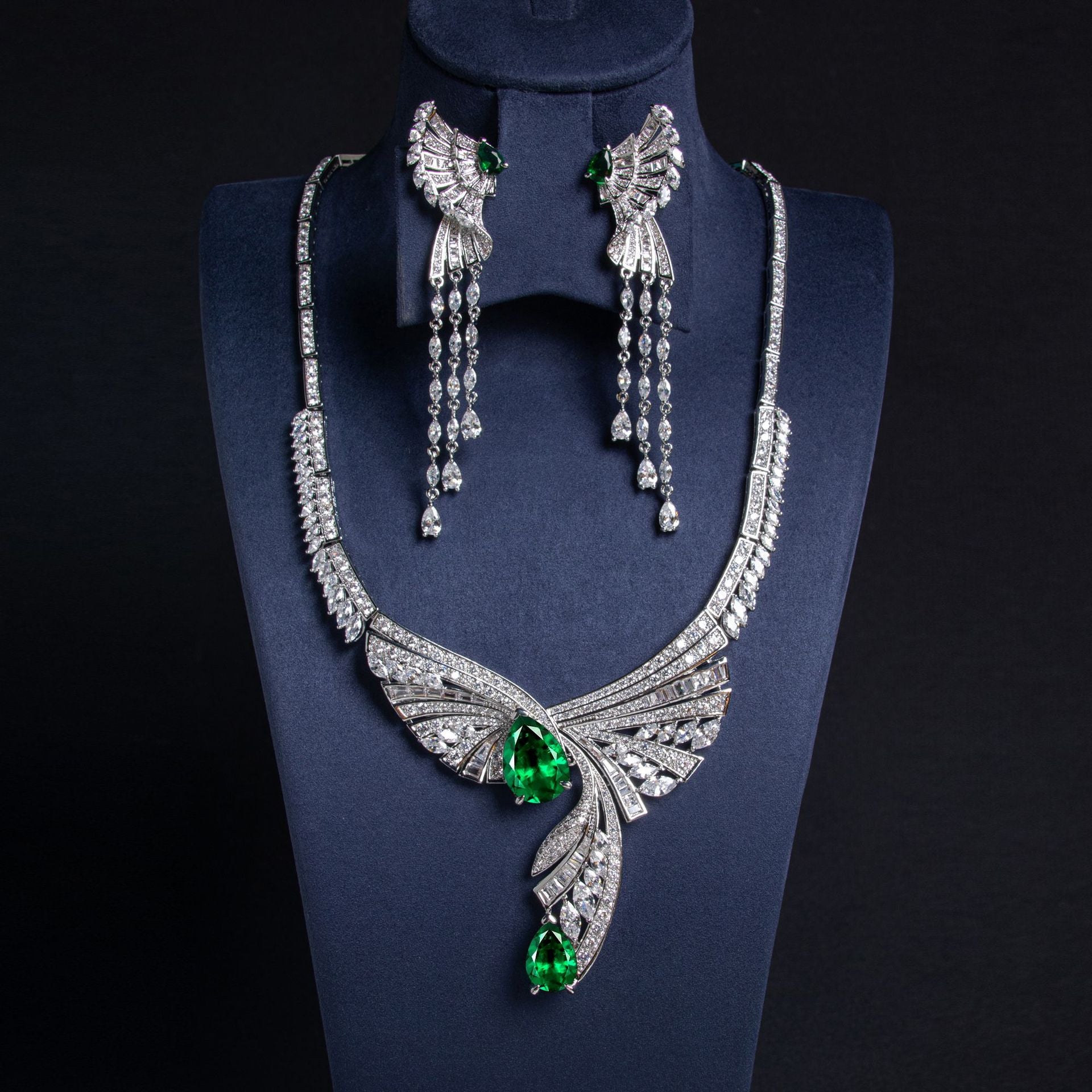 Elegant Green Crystal Wing Necklace and Earrings Set – Luxury Fantasy Jewelry Collection