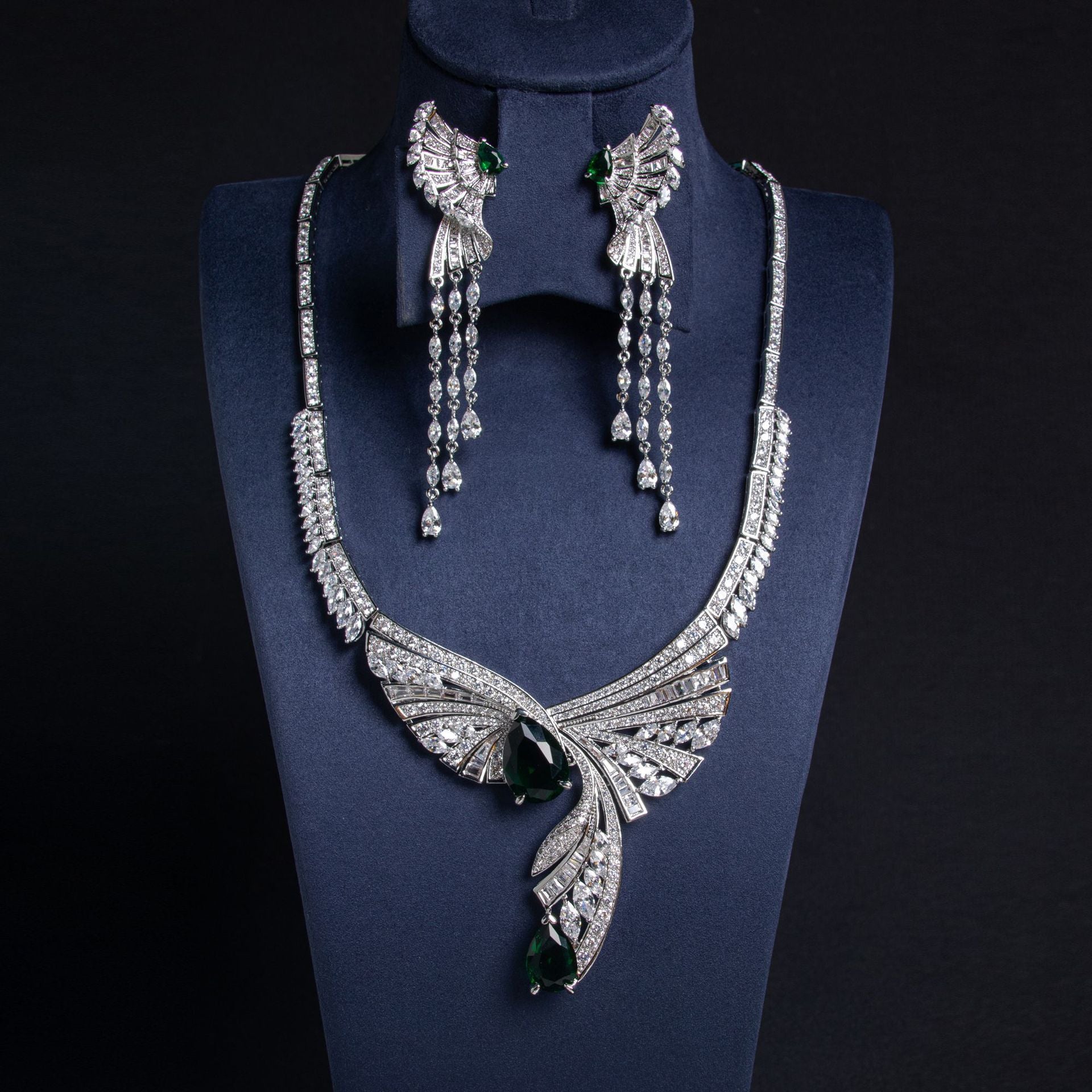 Elegant Green Crystal Wing Necklace and Earrings Set – Luxury Fantasy Jewelry Collection