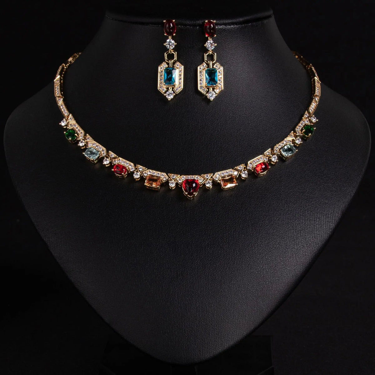 Parure de bijoux de luxe avec collier et boucles d'oreilles en cristal multicolore
