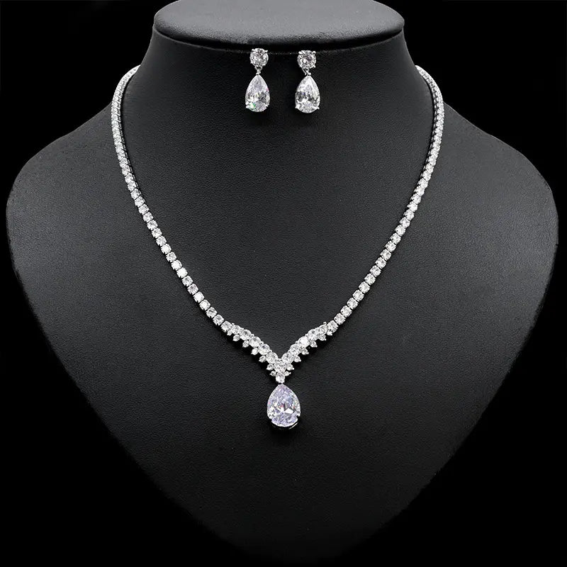 Luxury Ruby Red Crystal Necklace Set – Sparkling Teardrop Jewelry for Women