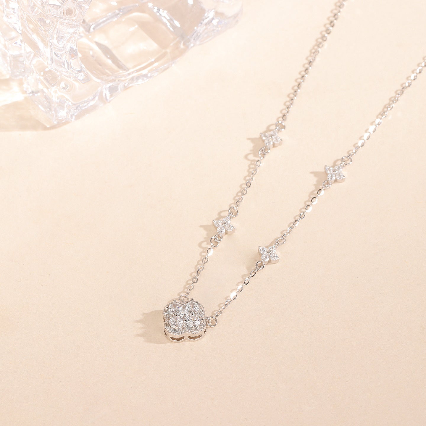 S925 Sterling Silver Diamond Clover Necklace
