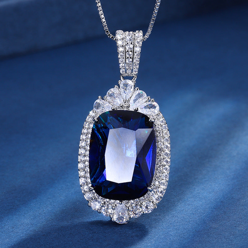 Luxury Emerald Cut Crystal Pendant Necklace for Women