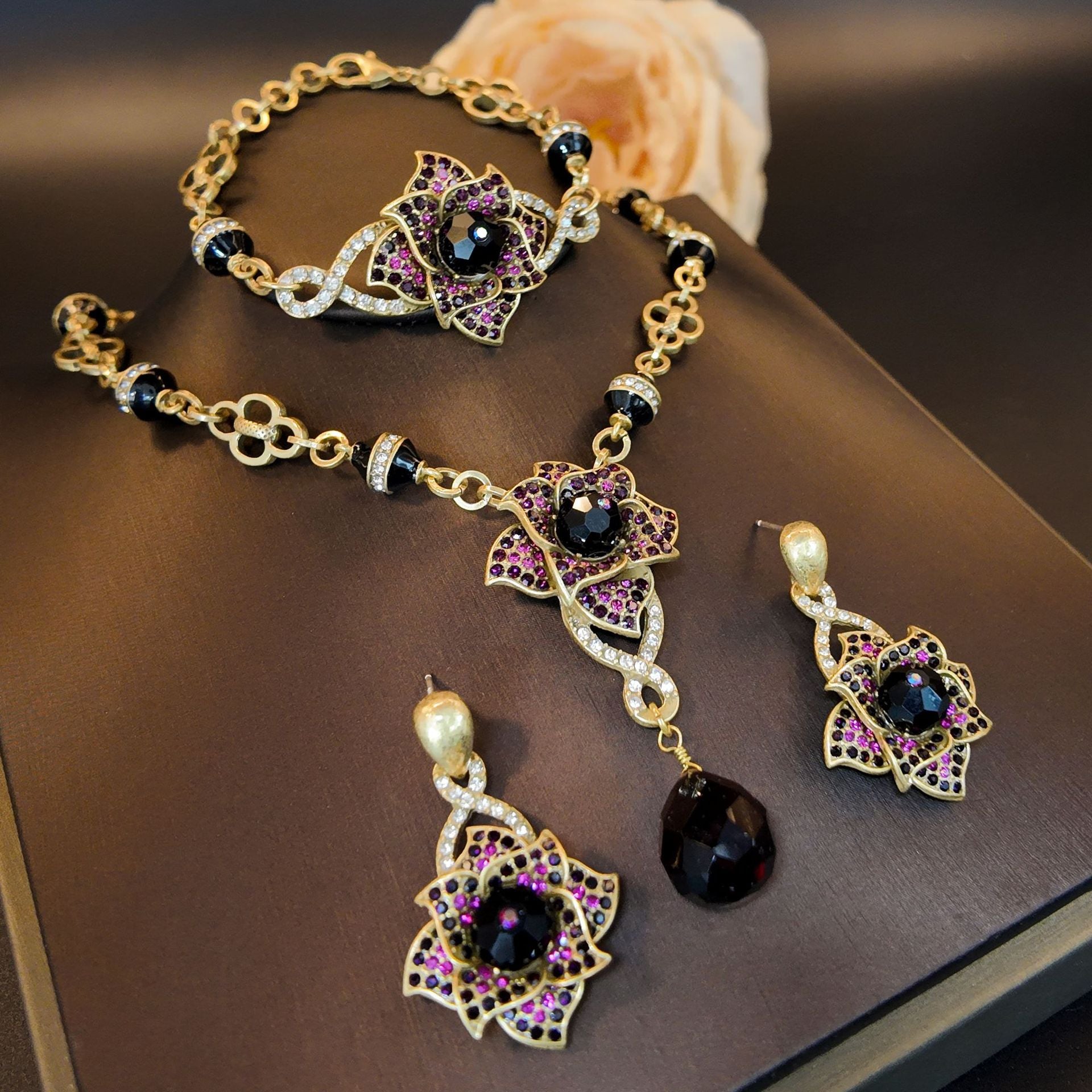 Three-dimensional double-layer camellia polygonal glazed set