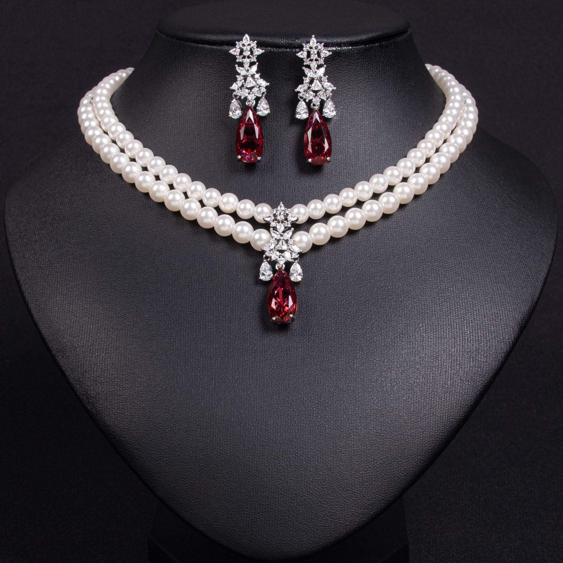 Luxury Pearl and Emerald Green Crystal Necklace and Earrings Set