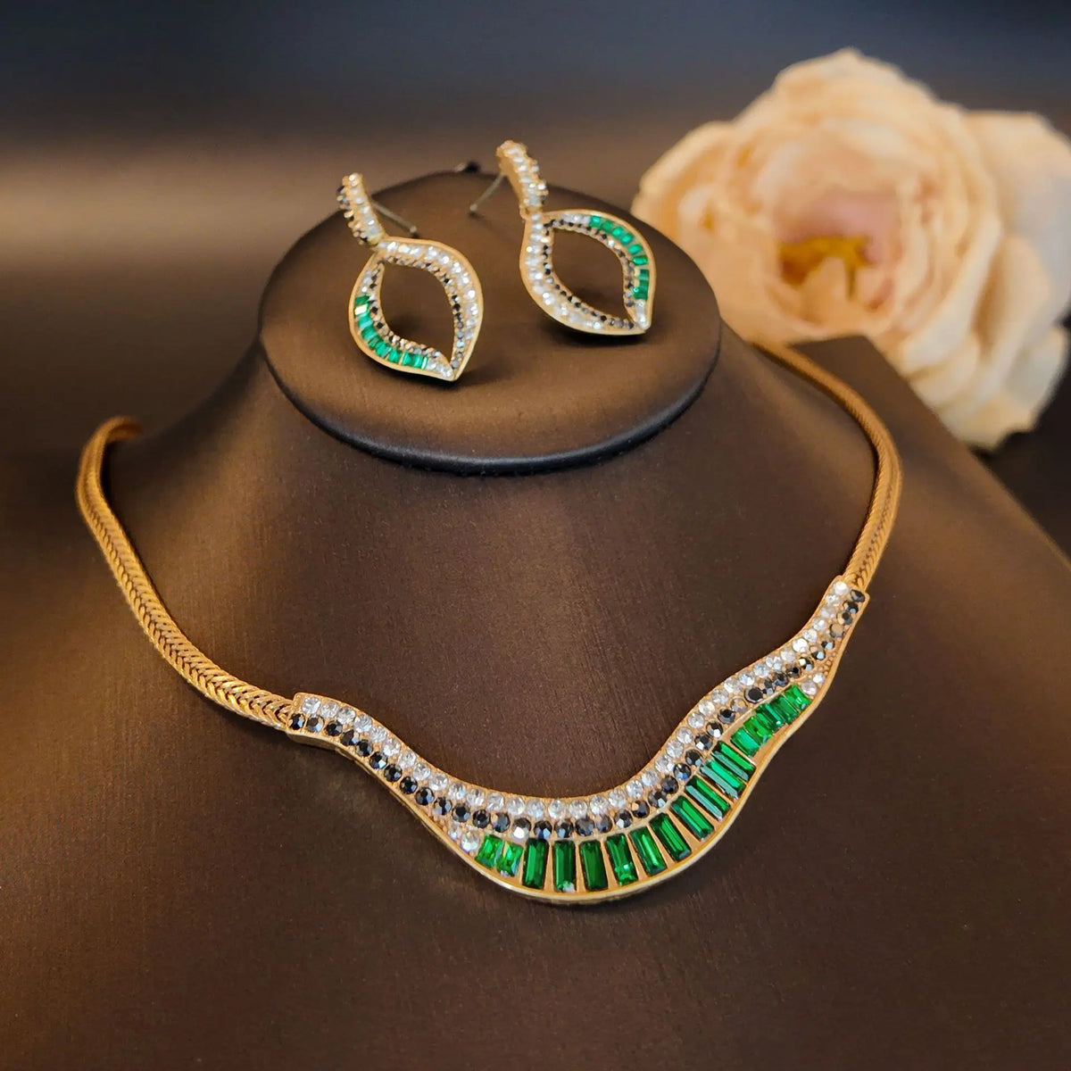 Parure de bijoux feuille strass mode