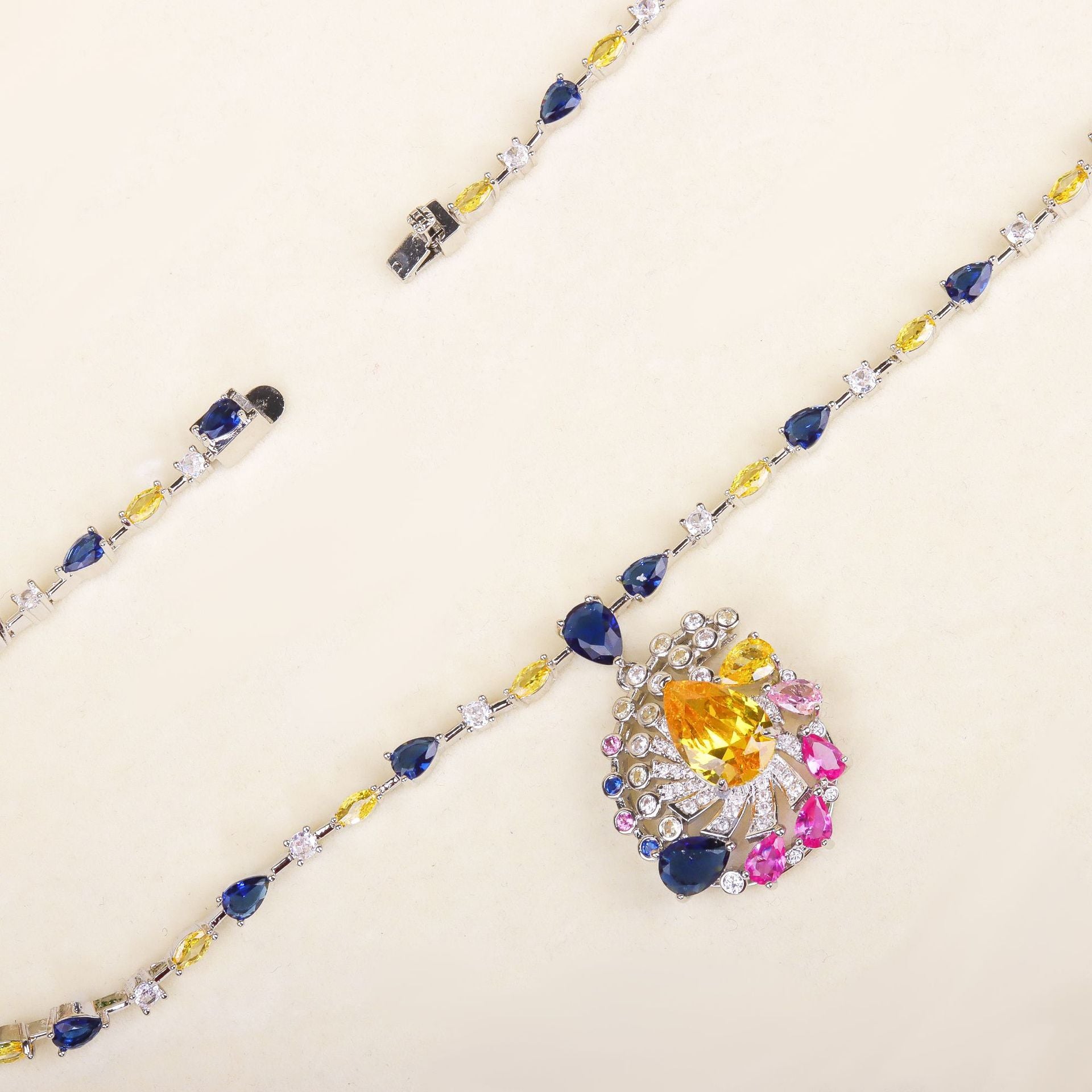 New color luxury texture simple fashion women's necklace earrings set
