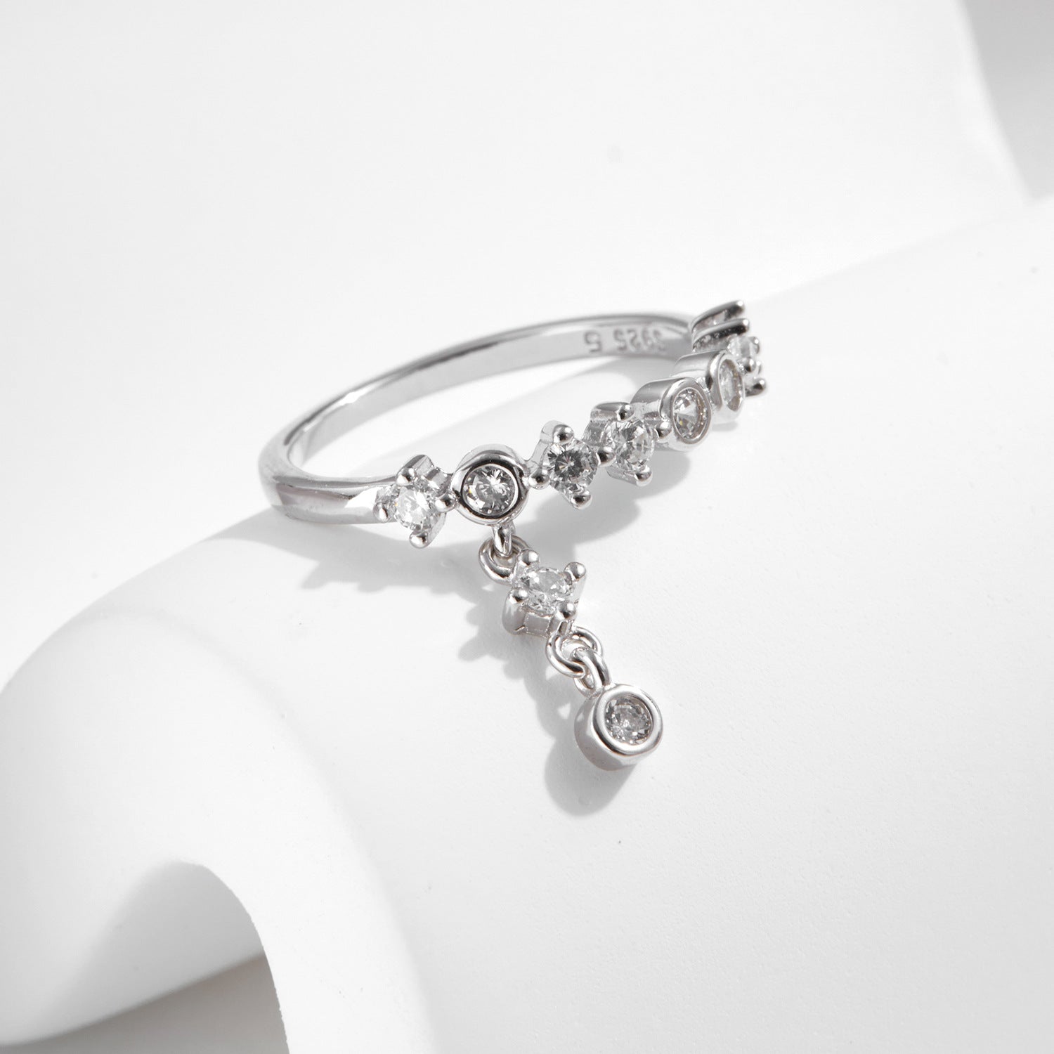 S925 Dazzling diamond ring
