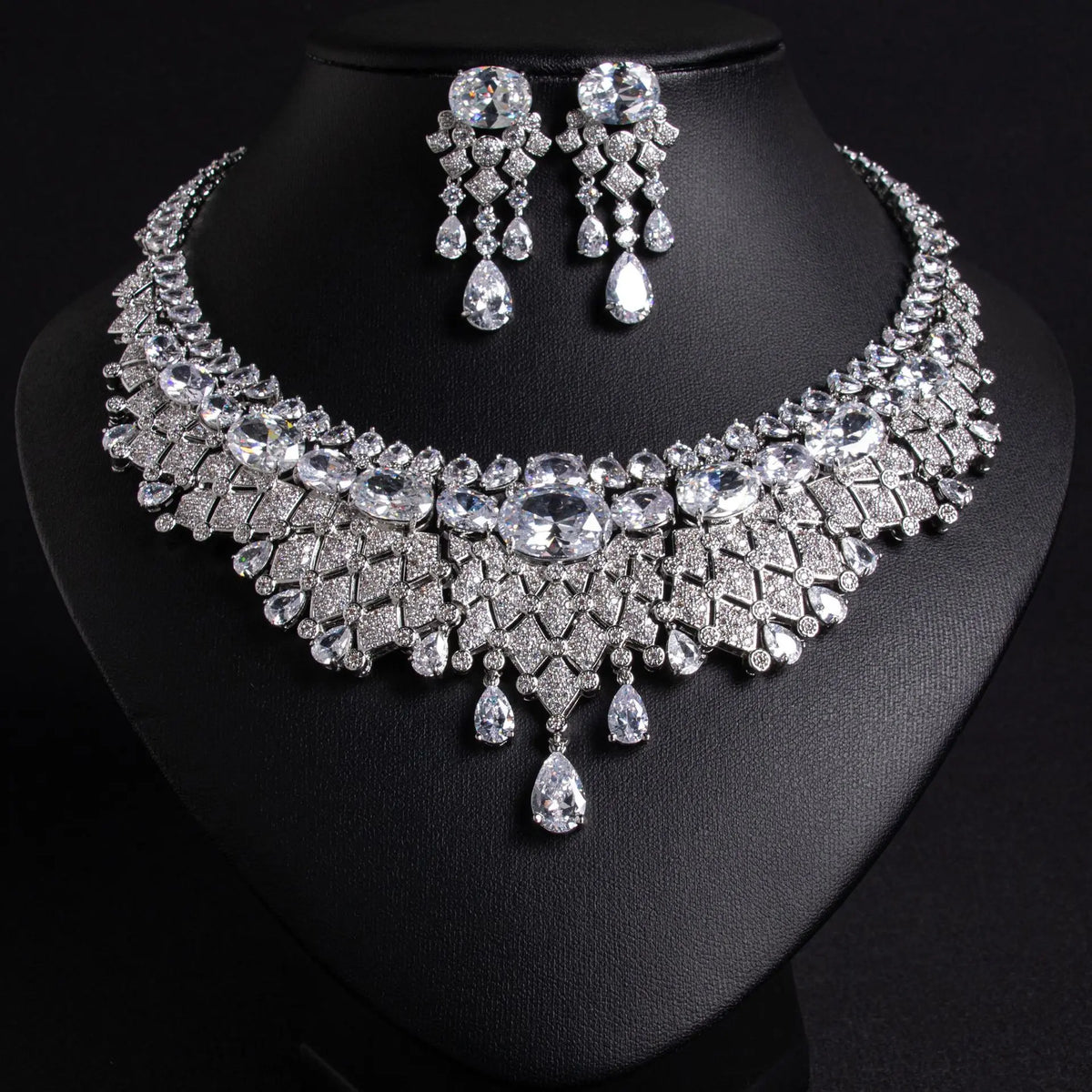Luxury Ruby Red Crystal Statement Necklace and Earrings Jewelry Set