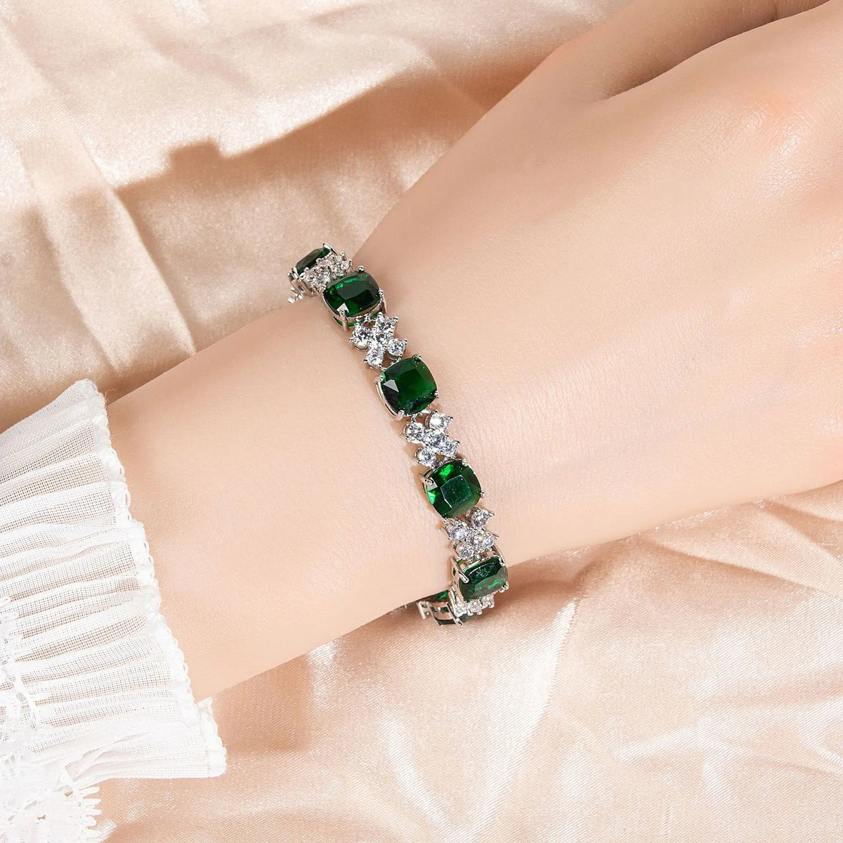 Bracelet Zircon Carré Géométrique Diamant Élégant