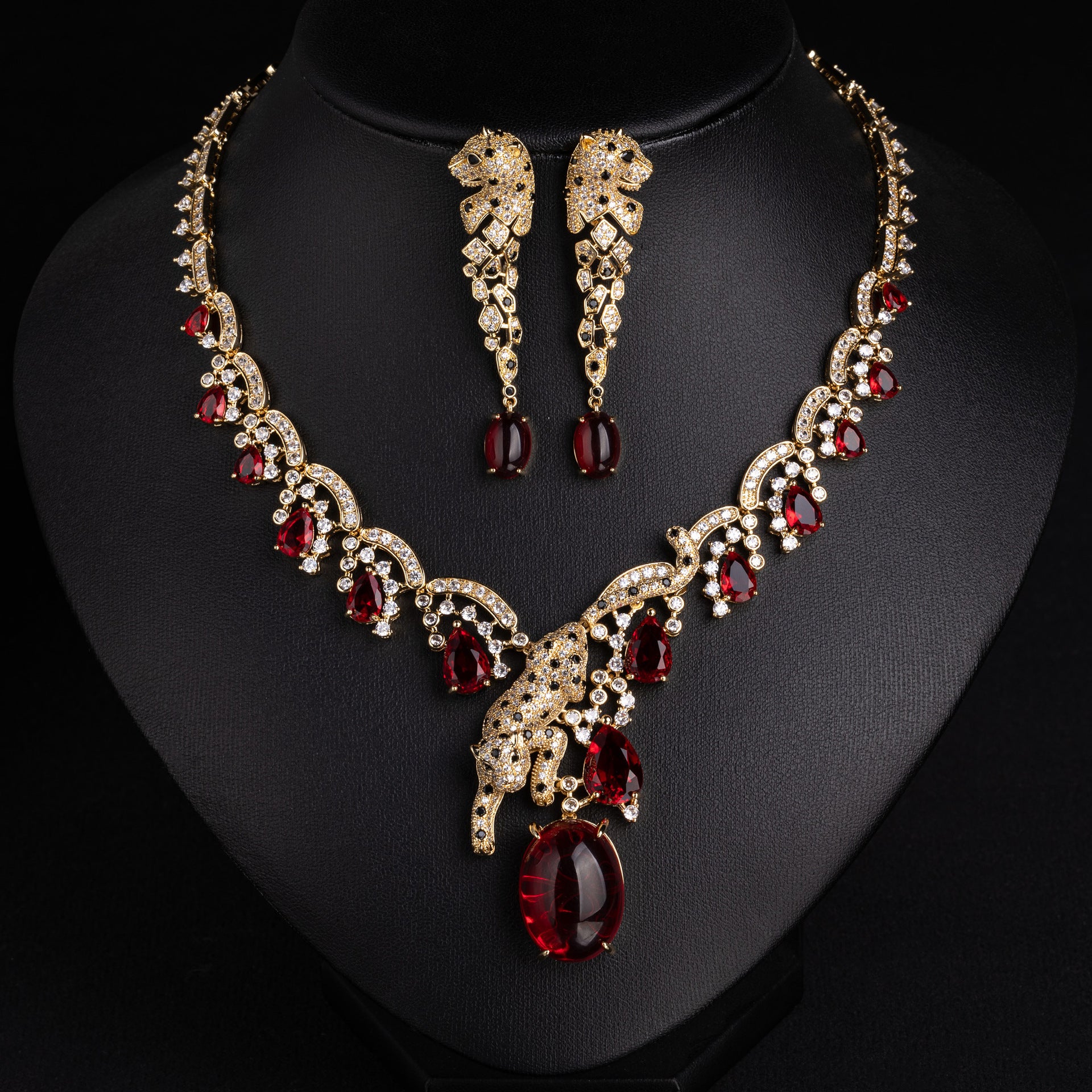 Luxury Leopard Crystal Necklace Set – Red Gem Statement Jewelry for Women