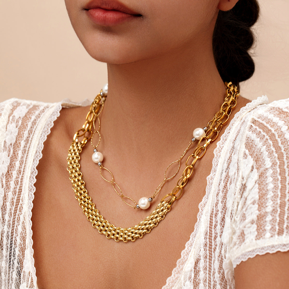 Fashion pearl stacked necklace