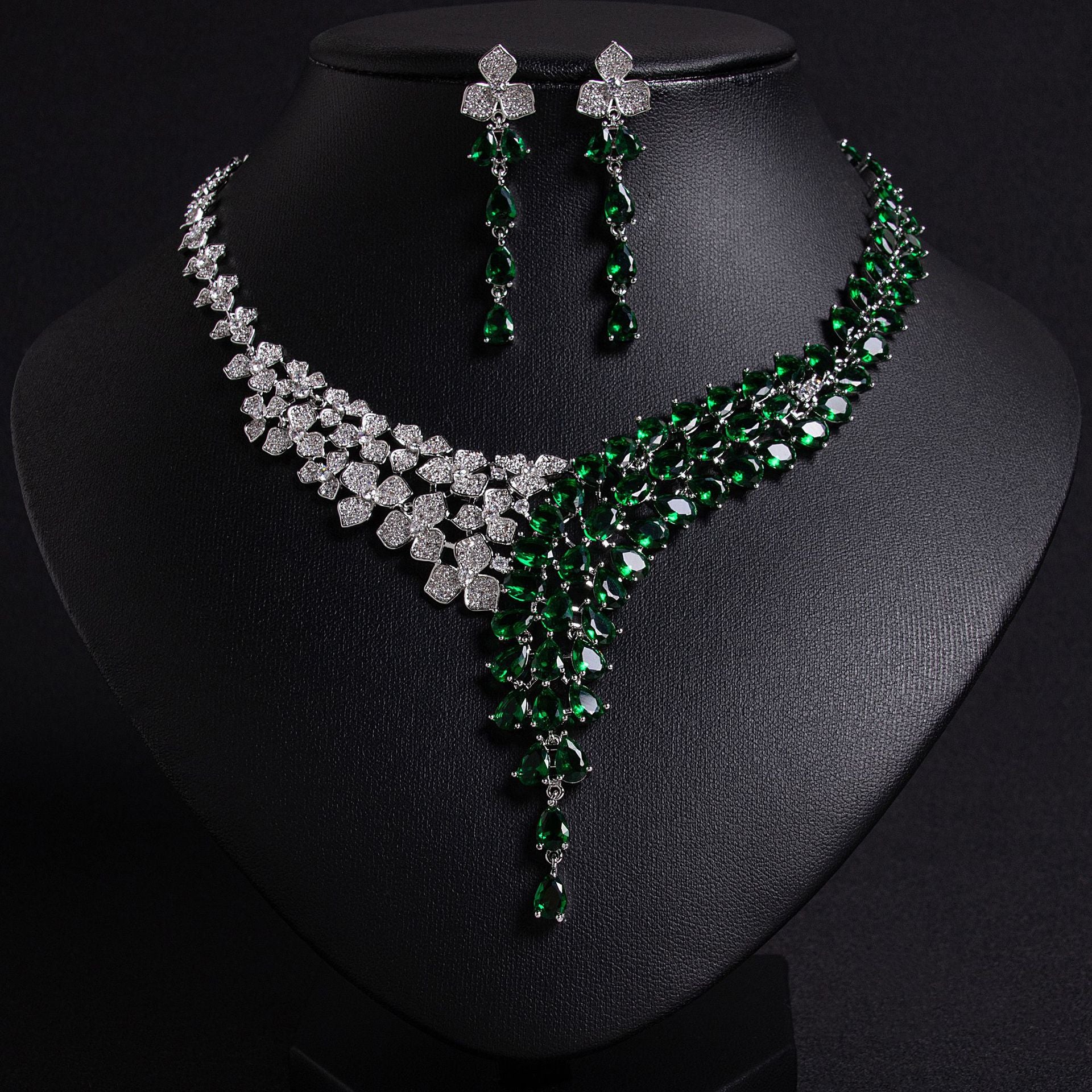 Luxury Ruby Red Crystal Necklace and Earrings Jewelry Set