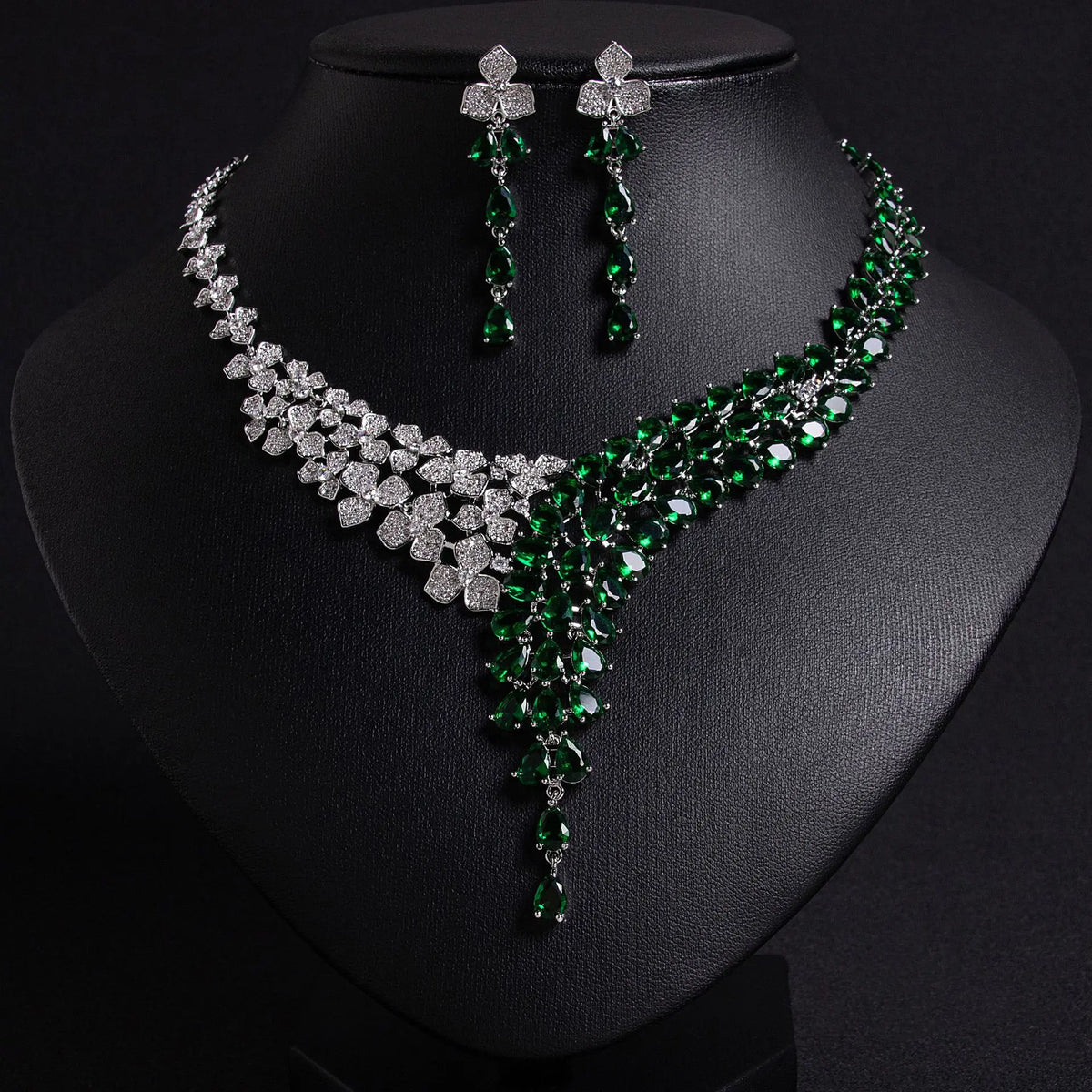 Luxury Ruby Red Crystal Necklace and Earrings Jewelry Set