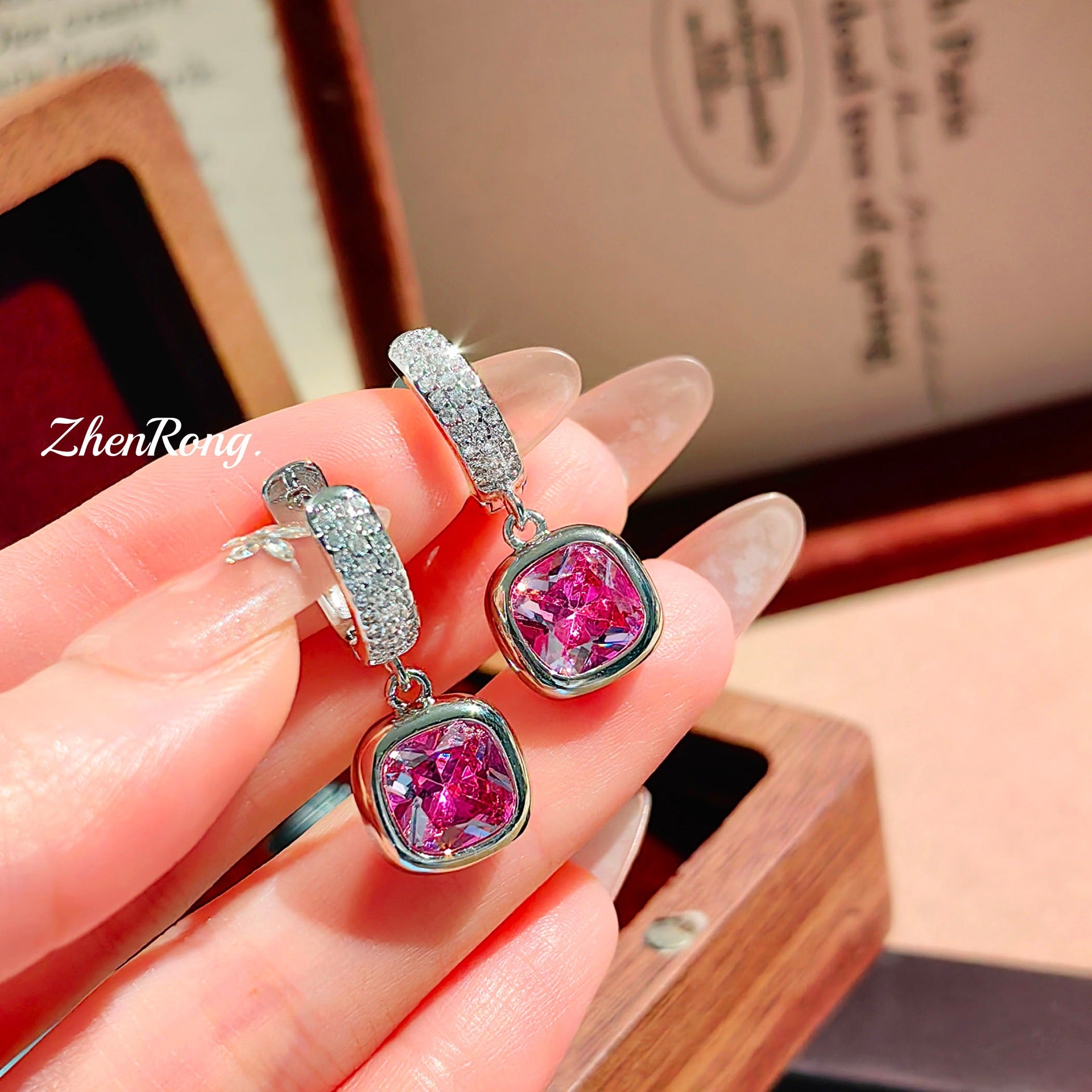 Ensemble de bijoux en forme de cube de sucre Paraïba, style léger et luxueux