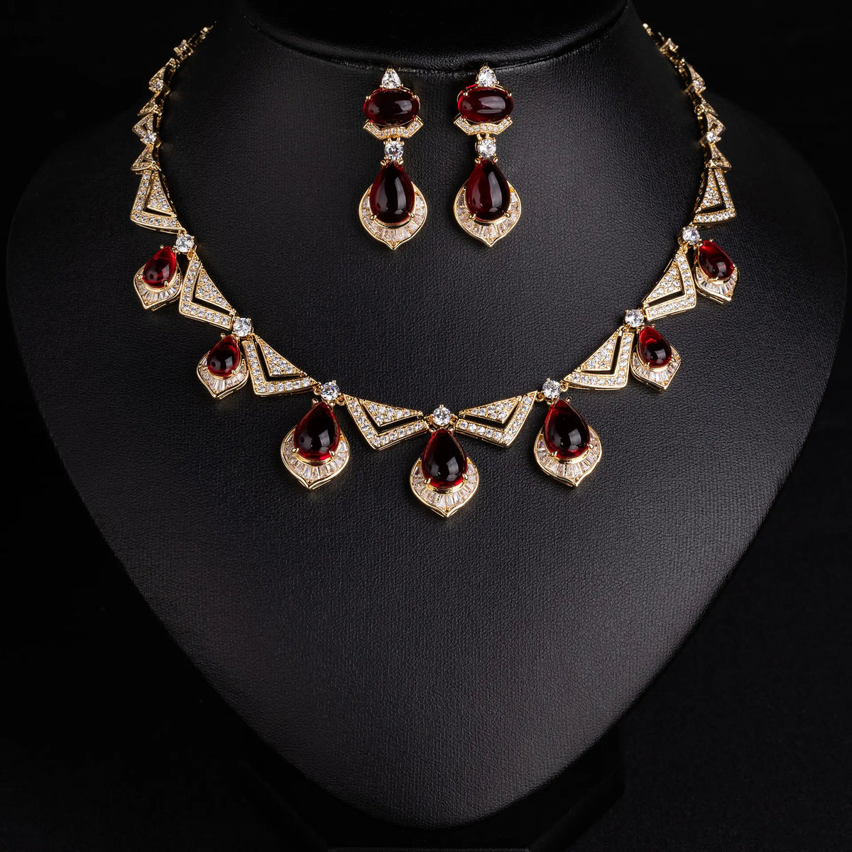 Luxury Ruby Red Crystal Necklace and Earrings Jewelry Set