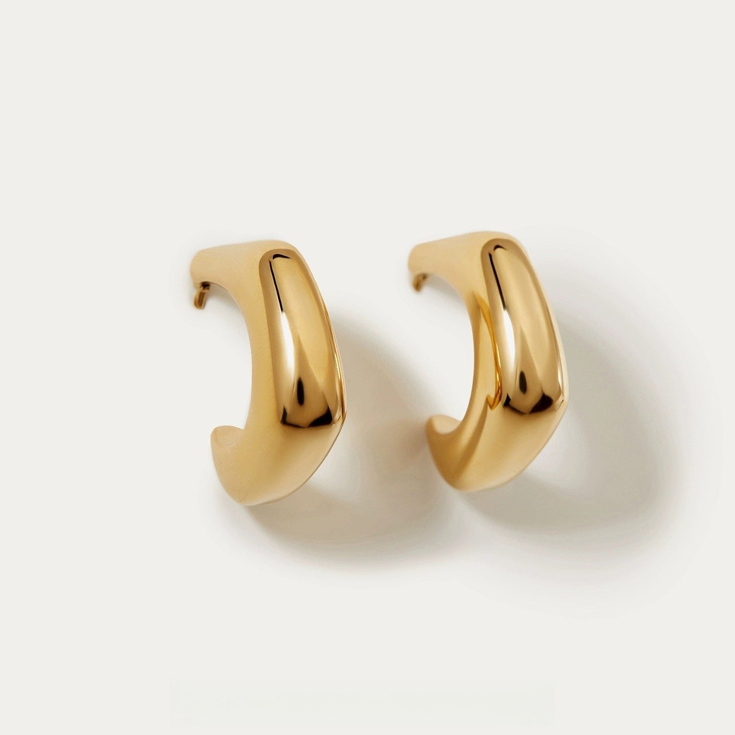 Stylish retro water drop earrings