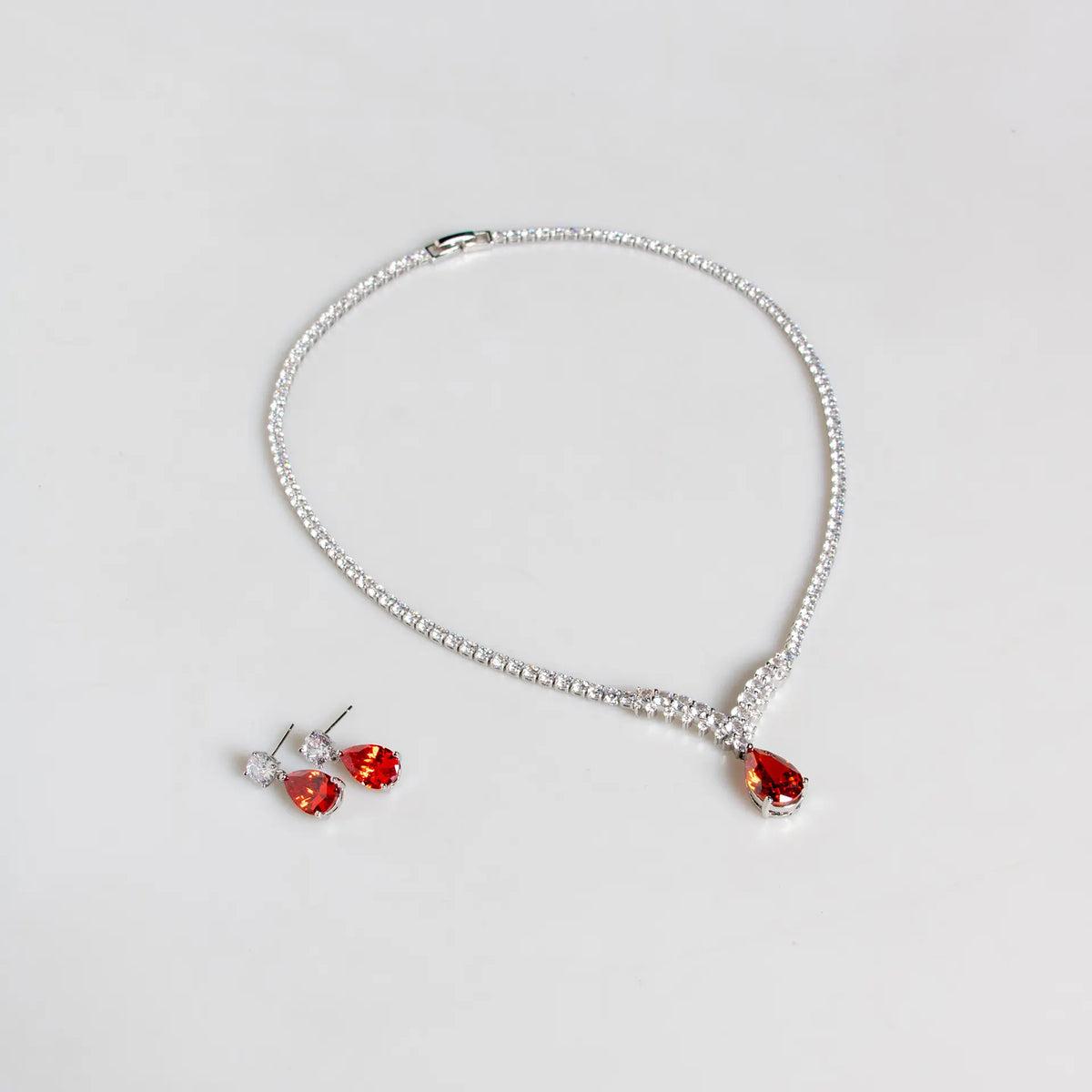 Luxury Ruby Red Crystal Necklace Set – Sparkling Teardrop Jewelry for Women