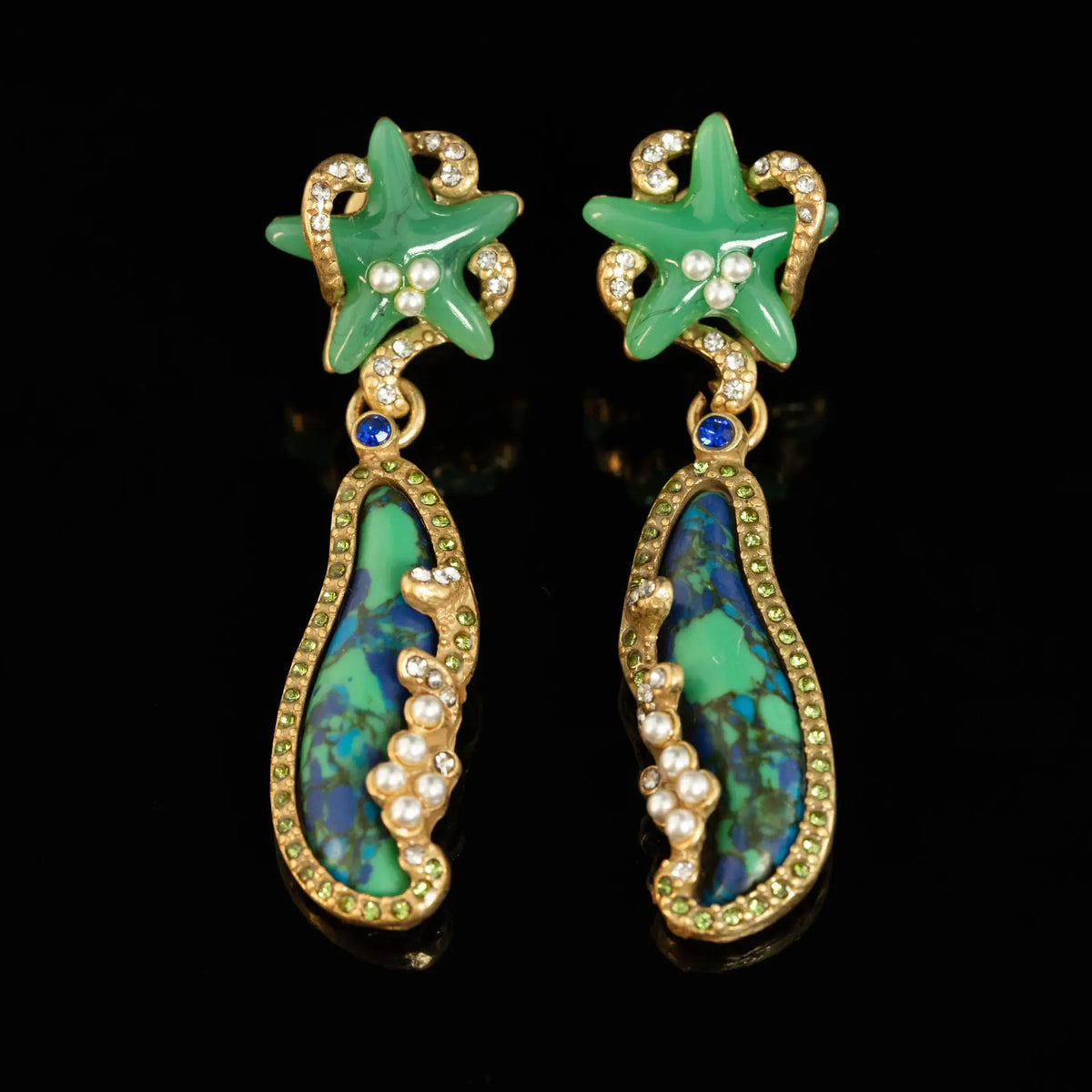 Série de boucles d'oreilles de style médiéval rétro et de niche