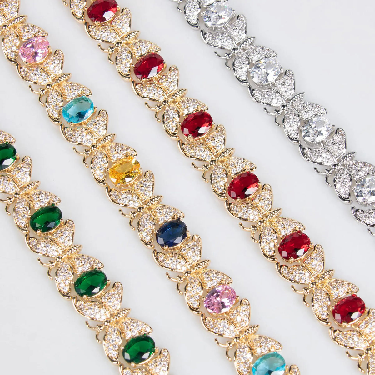 Bracelet papillon trésor couleur pour femme, bijou haut de gamme au tempérament de luxe léger, style ins et niche