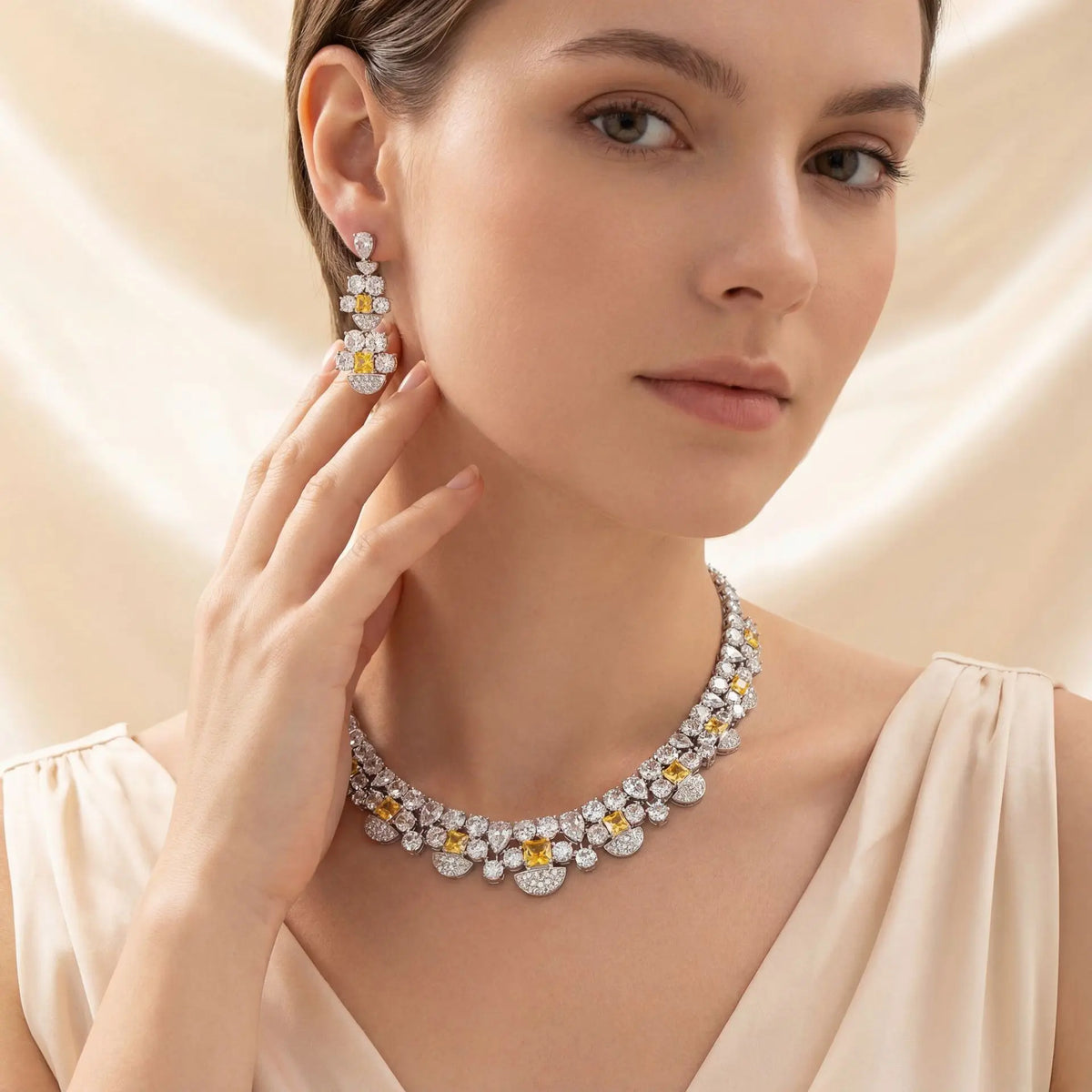 Luxury Emerald Green Crystal Necklace and Earrings Jewelry Set