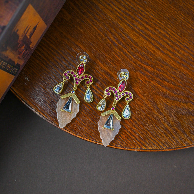Fashion niche leaf gemstone earrings