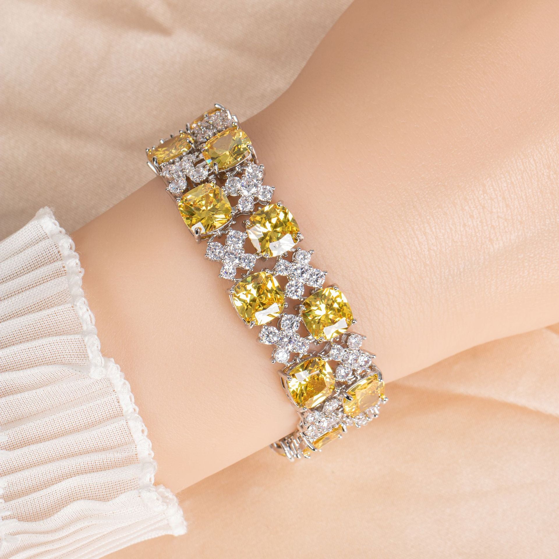 Stylish double-row square zircon colored treasure bracelet