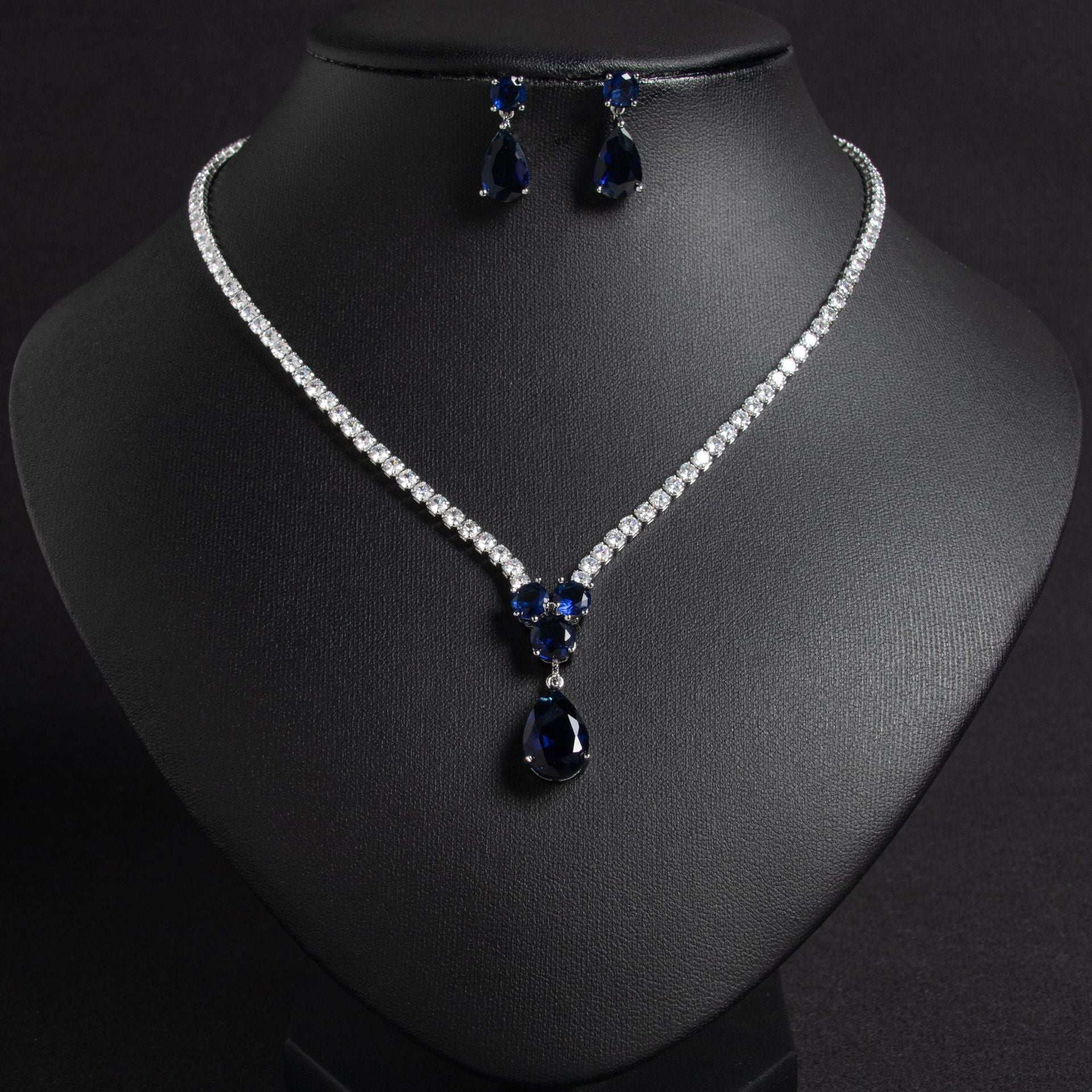 Luxury Ruby Red Crystal Necklace Earrings Set – Elegant Jewelry for Women