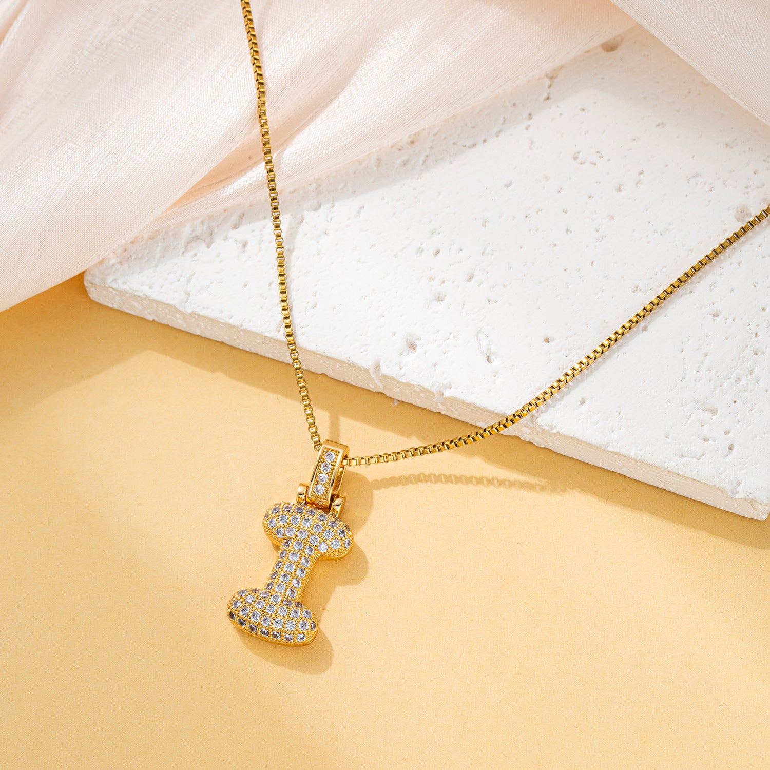 Creative fashion zircon fat 26 letter necklace