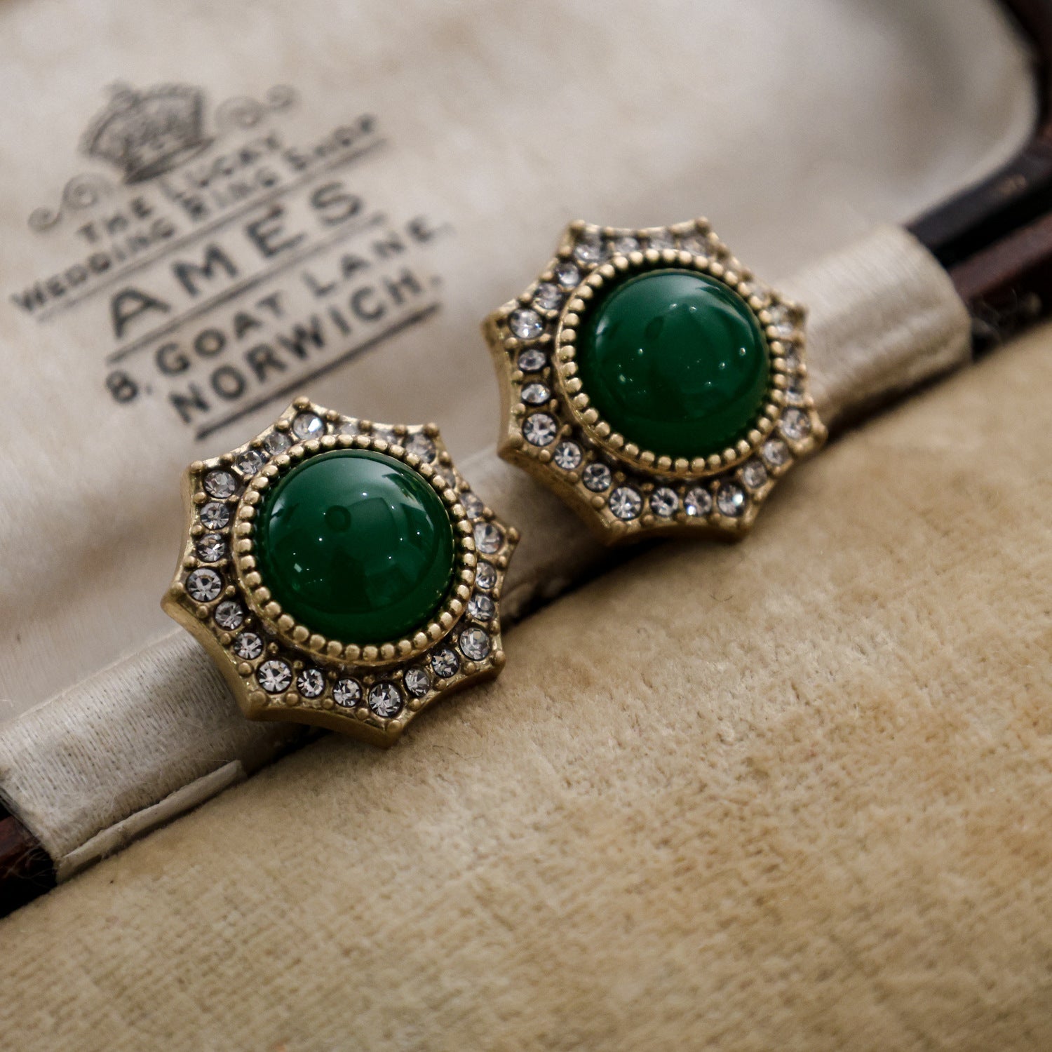 Bohemian Vintage Camellia Emerald Jewelry Set