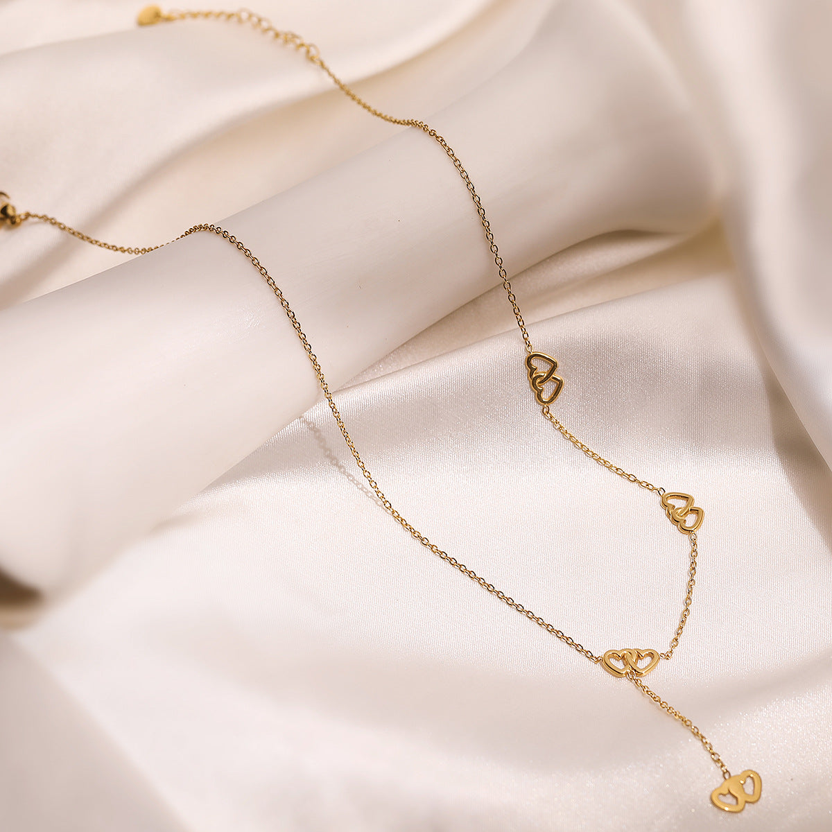 Simple love star fringed necklace