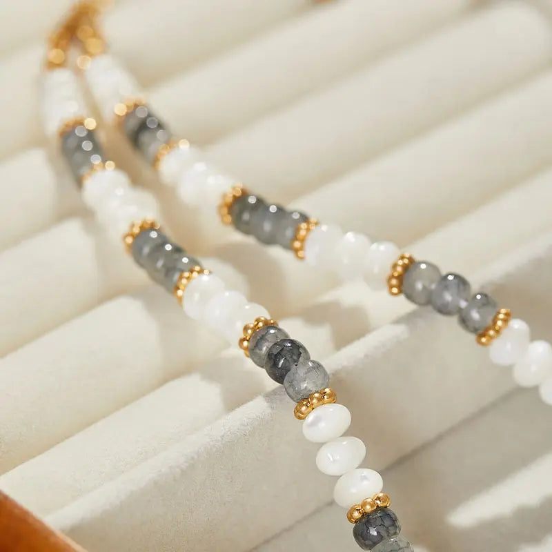 Collier Merard Nacre Orné d'Or 18 carats